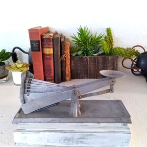 COPY - Vintage Acme Egg Grade Scale